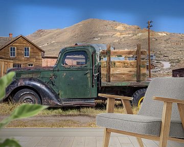 Klassieke truck in spookstad Bodie van Marc Venema