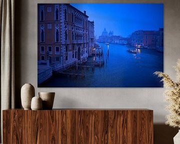 Le Grand Canal de Venise dans la lumière du soir sur Karel Ham