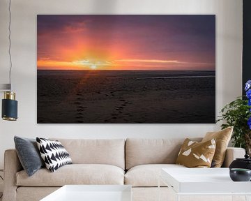 Zonsondergang strand Maasvlakte
