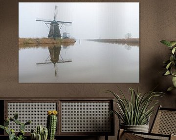 Kinderdijk Windmühle im Nebel von Merijn Loch