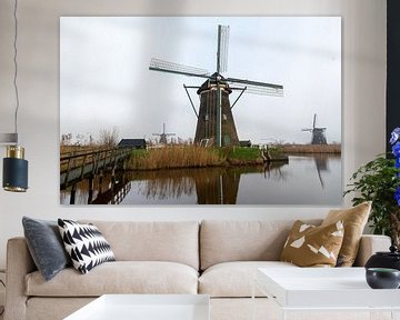 Kinderdijk Windmühle im Nebel von Merijn Loch