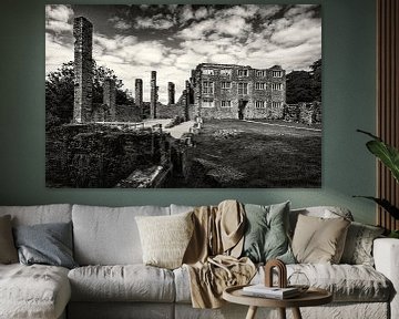 Berry Pomeroy Castle by Rob Boon