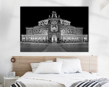 Semper Operagebouw Dresden bij nacht