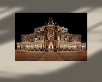L'opéra Semper de Dresde la nuit