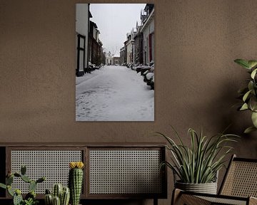 Kleine Oosterwijk in Harderwijk tijdens de sneeuw van Gerard de Zwaan