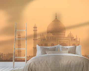 Taj Mahal in India in the hazy evening light by Robert Ruidl