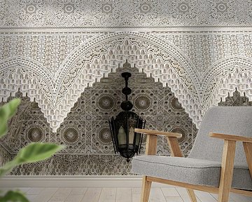 Architektur arabische Ornamente einer Decke mit Lampe von Dieter Walther