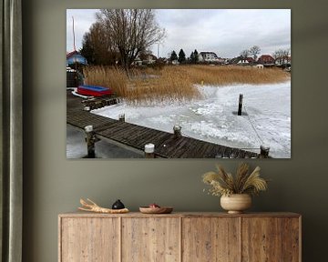 Bevroren Oostzee bij Breege op het eiland Rügen van Alphapics