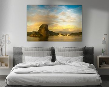 Bucht von Rio de Janeiro mit Zuckerhut im Morgengrauen von Dieter Walther