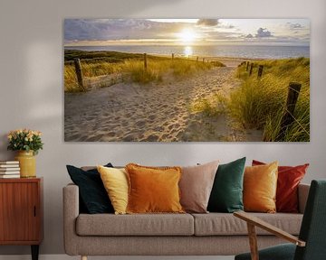 Panorama Avonden aan strand en  zee van Dirk van Egmond