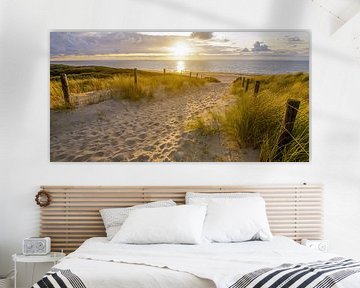 Panorama Avonden aan strand en  zee van Dirk van Egmond