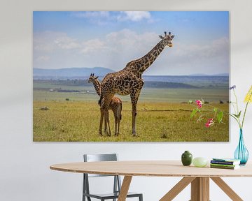 Giraffe moeder met kind van Peter Michel