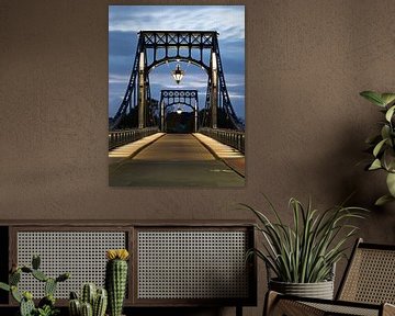 Kaiser-Wilhelm-Brücke, Wilhelmshaven bei Nacht von Katrin May