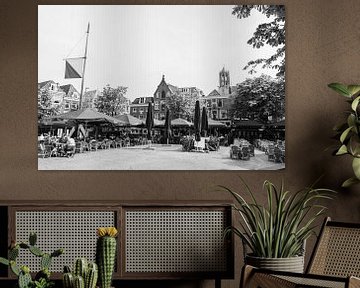 Domtoren vanaf het Neude, Utrecht (zwart-wit) van Kaj Hendriks
