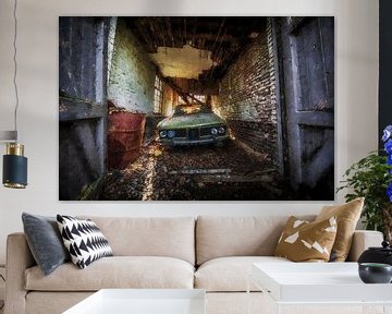 An abandoned car / BMW by Digitale Schilderijen
