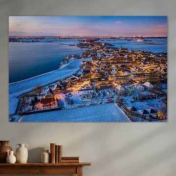 Village au bord de l'eau