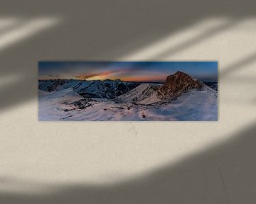 Sonnenuntergang in den Tannheimer Alpen von Leo Schindzielorz