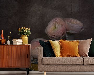 Ranunculus by Elly van Veen