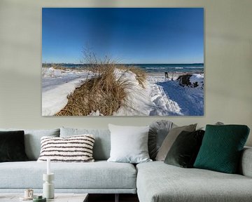 Dünen im Schnee, Strand in Juliusruh auf Rügen von GH Foto & Artdesign