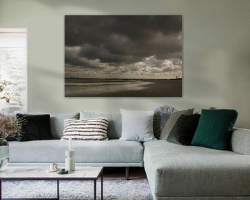 Strand bij Nieuwvliet, regenwolken von Edwin van Amstel