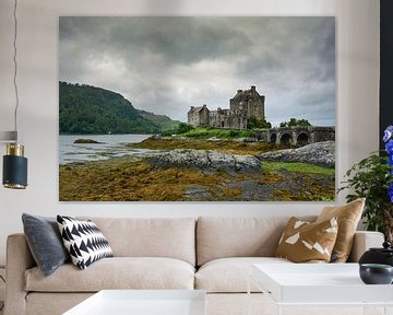 Eilean Donan Castle by Tim Vlielander