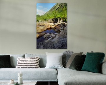 kleine waterval in Glen Etive in Schotland van Babetts Bildergalerie