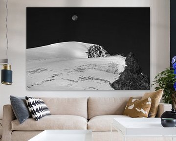 Mond über Großvenediger, Österreich von Kees Gort Fotografie