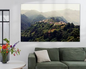 Klein dorp in de bergen, Madeira van Sebastian Rollé - travel, nature & landscape photography