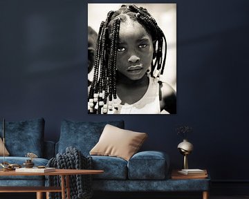 Portret - Zambia 2019 - Meisje met kralen van Matthijs van Os Fotografie