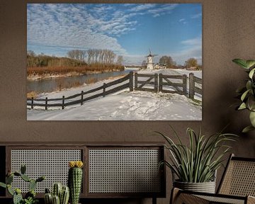 Schöne Betuwe: Windmühle De Vlinder im Schnee von Moetwil en van Dijk - Fotografie