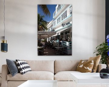 Miami Beach, Ocean Drive - Penguin Hotel van t.ART