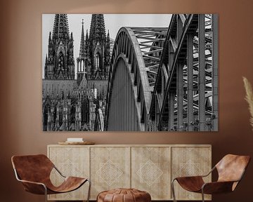 Keulen, Dom en Hohenzollernbrücke, zwart wit