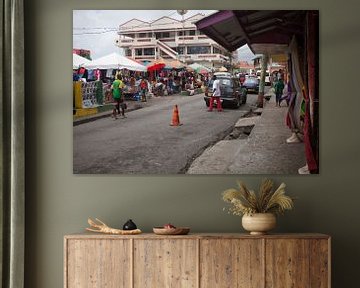 Marktdag in Grenville (Grenada). van t.ART