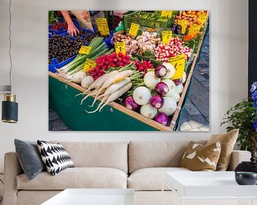 Stand de marché avec des légumes frais sur Animaflora PicsStock