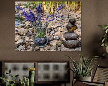 Lavendel mit Balancesteinen Hintergrund Wellness von Animaflora PicsStock