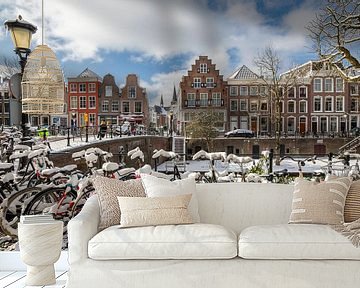 Oudegracht met Geertebrug in winterse sferen, Utrecht van Russcher Tekst & Beeld