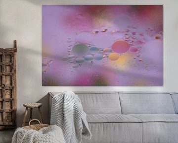 Colored bubbles by Marjan Noteboom