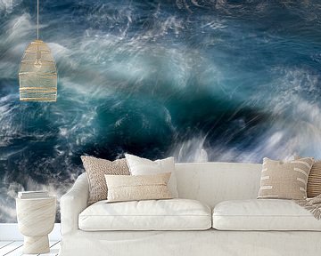 Kraft des Meeres - brechende Wellen von Rob van Esch