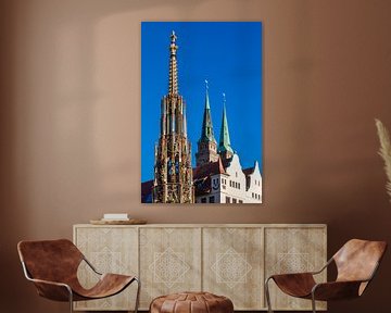 Schöner Brunnen und die Kirche St. Sebald in Nürnberg von Werner Dieterich