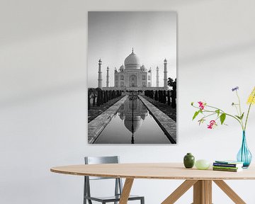 Magical Taj Mahal van Inge van Tilburg