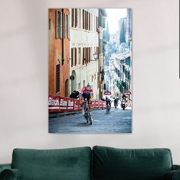 Mathieu van der Poel wint in Siena van Leon van Bon