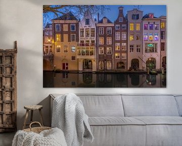 Evening atmosphere Utrecht houses Lijnmarkt Oudegracht