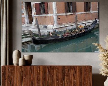Gondola in oude stad Venetie, Italie