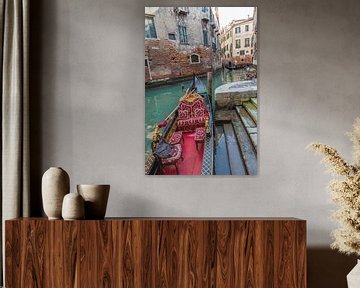 Gondolas in oude centrum van Venetie, Italie