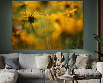 gele bloemen van Fotografie John van der Veen