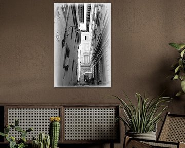 Schwarz & Weiß italienische Straße in Lucca von Hendrik-Jan Kornelis