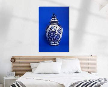 Delfter Blau Vase mit Löwe von StudioMaria.nl