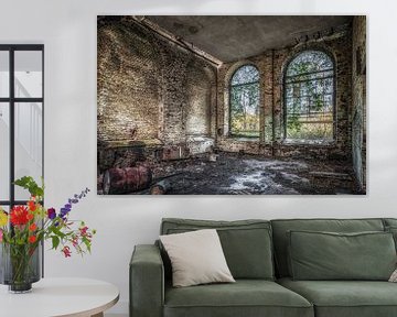 Verlassener Raum mit schönen Farben von Marian van der Kallen Fotografie