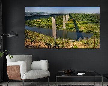 Die Moseltalbrücke in Rheinland Pfalz von Henk Meijer Photography