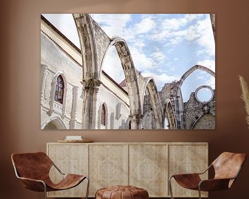 Carmo convent in Lisbon by Vera van den Bemt